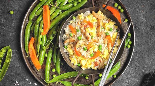 أرز كونجاك دايت منخفض الكارب بالخضروات والفراخ - Eat Good