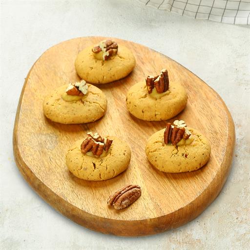 low carb Almond flour caramel pecan cookies